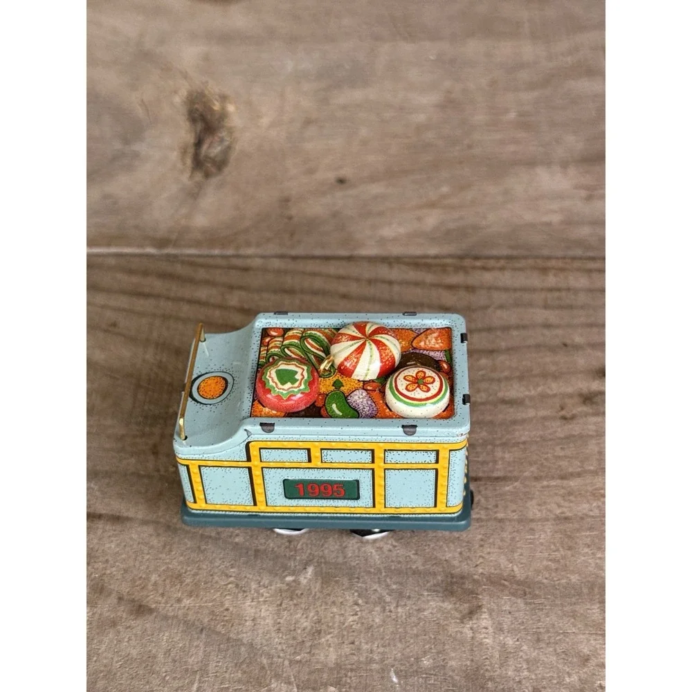 1995 Christmas Hallmark Ornament METAL TIN‎ Yuletide Central TRAIN TENDER CAR #2